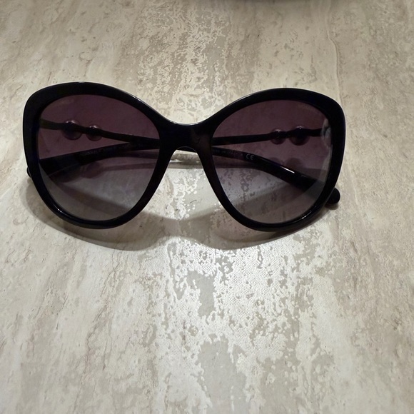 CHANEL Accessories - CHANEL Oversized Black Sunglasses with Dark Gradient Lenses